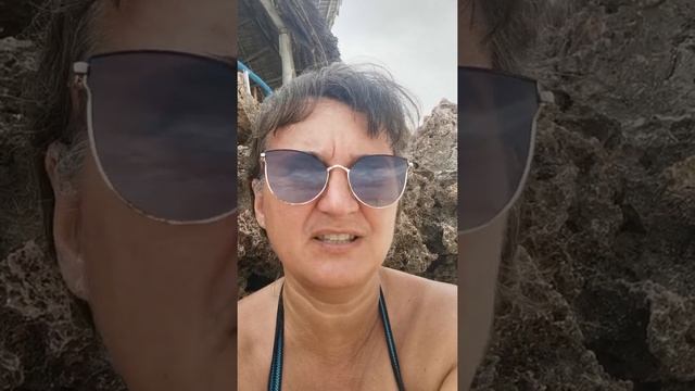 Кому можно помогать, а кому не стоит смотреть онлайн