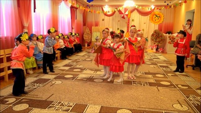 "Ах, ты моя, балалайка" в ст. группе смотреть онлайн