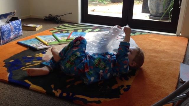 Все любят пупырчатую пленку! смотреть онлайн