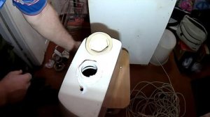 Замена запорной арматуры в унитазе. Бачок. Унитаз. Санузел.