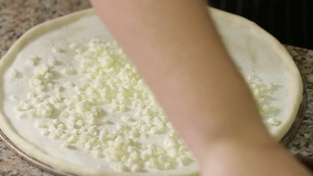 Пицца с маринованой телятиной и томатами смотреть онлайн