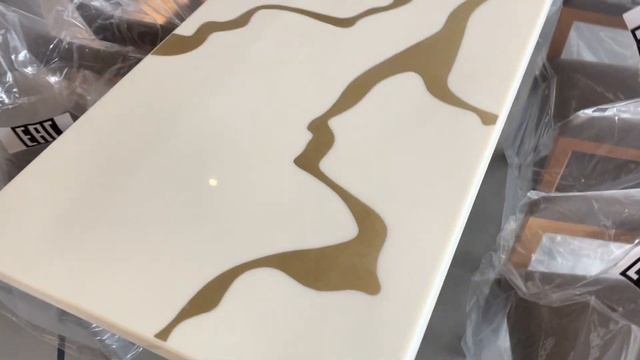 Столы (иск.камень, латунь, металл) для Azimut Румянцево смотреть онлайн