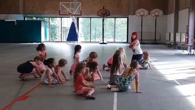 Валюшкина школа. Танцы. Флемаль. май 2017 смотреть онлайн