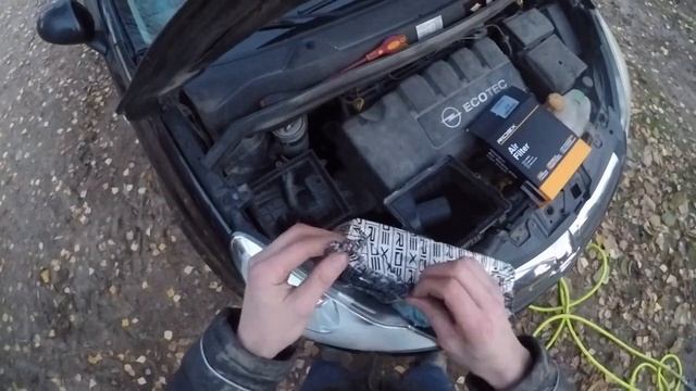 Opel Corsa D 1.3 CDTI air filter change смотреть онлайн