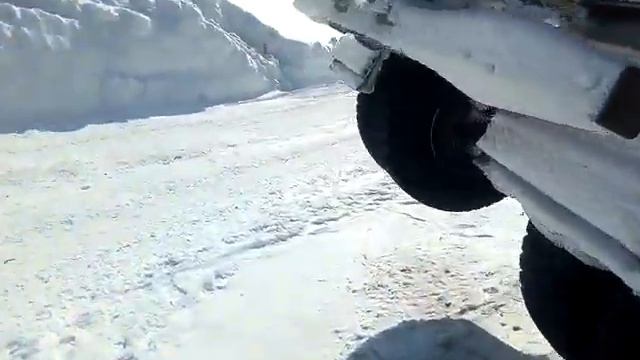 лесовоз IVECO улетел с перевала video 2 !!!! смотреть онлайн