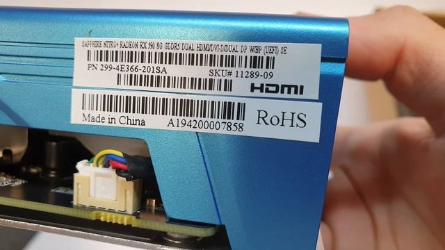 UNBOXING SAPPHIRE RADEON RX590 NITRO+ SPECIAL EDITION BLUE LED смотреть онлайн