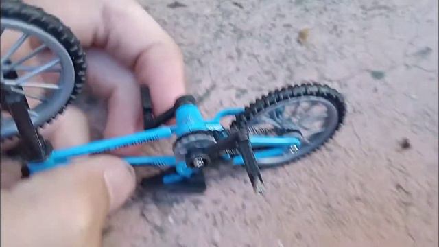 мой первый finger bmx!!! смотреть онлайн