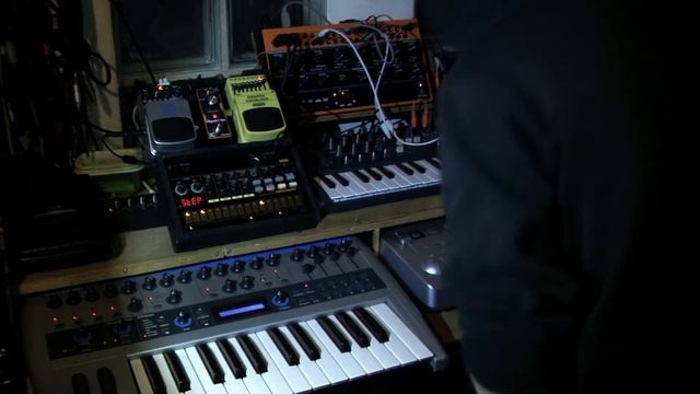 Synth Jam (I hate autofocus) смотреть онлайн