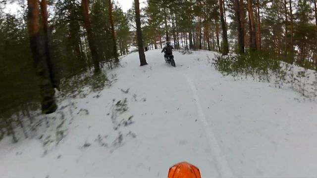 Yamaha YZ450f  VS   REGULMOTO 300cc(Петрошина против Шипов)(Присутствует мат)