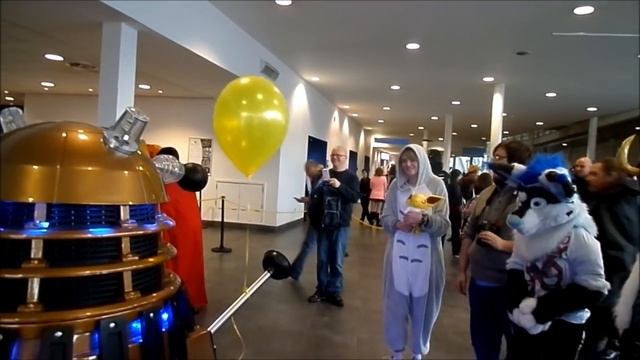 Dalek Doris "do you like my balloon?" смотреть онлайн