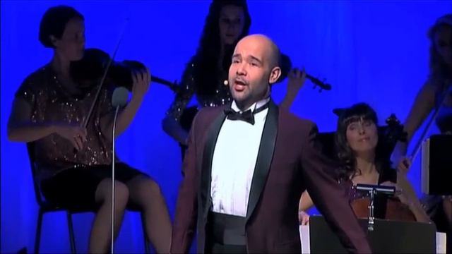 Grande Finale Natale смотреть онлайн