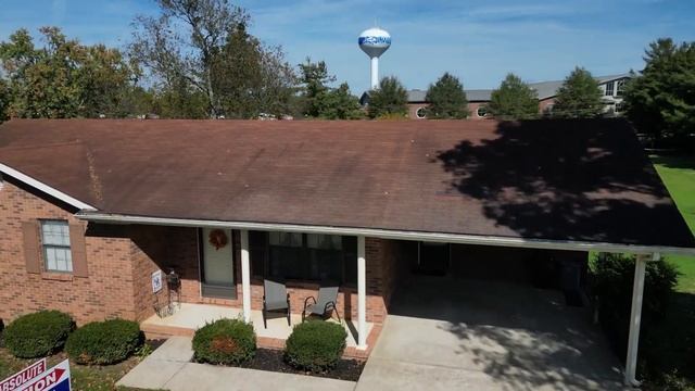 3 Bedroom Brick House (1-Owner) w/ Poured-Wall Walk-Out Basement on 0.61 Acre, m/l Lot! смотреть онлайн