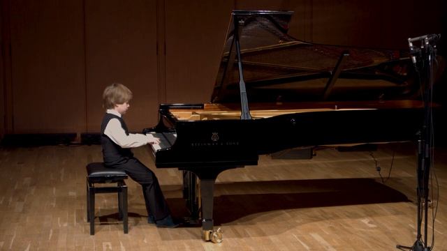 Шопен Ноктюрн До минор, Maksim Tereshchenko 8 y.o., Chopin Nocturne in C minor op posth. смотреть онлайн