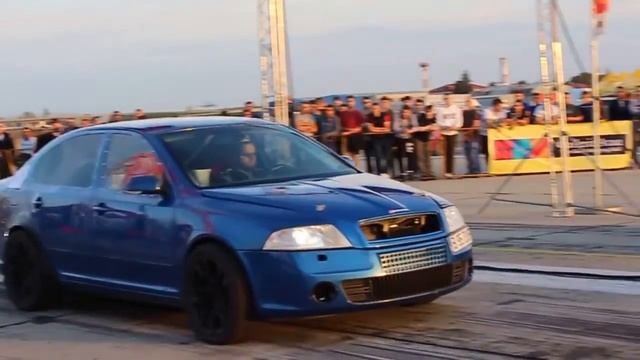 Skoda Octavia 2 RS Bimoto ! @ DragRacing Arad ! 1 6 60ft & ET 10 9 смотреть онлайн
