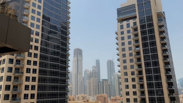 Unboxing Macbook Air M2 A Dubai