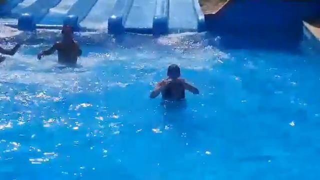 Аквапарк на Корфу сентябрь 2017 г. смотреть онлайн