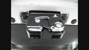 DUSTER концевик двери багажника почему не срабатывает