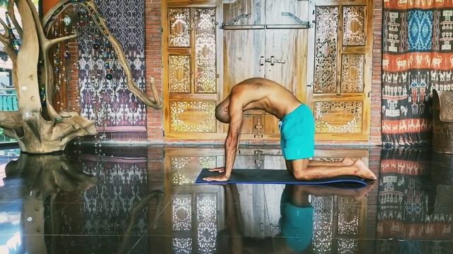 Как избавиться от горба на спине, ровная осанка за 30 дней смотреть онлайн