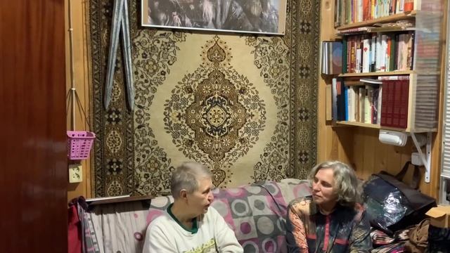 Живущие рядом. Выпуск 15. Про нас, про собак и про конкуренцию религий. смотреть онлайн