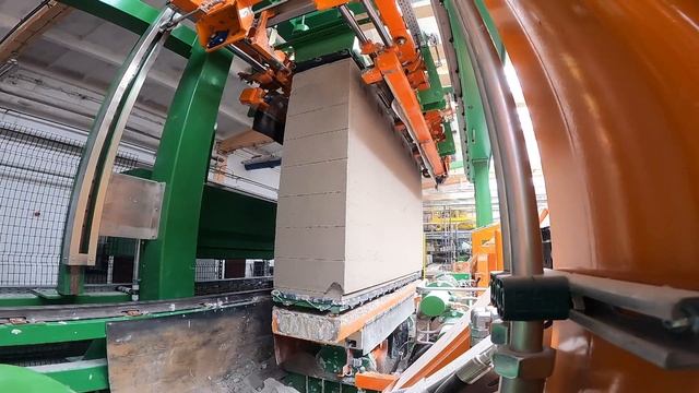 Cutting Line In AAC Plant/Линия резки на заводе ячеистого бетона/Schneidanlage Im Porenbetonwerk