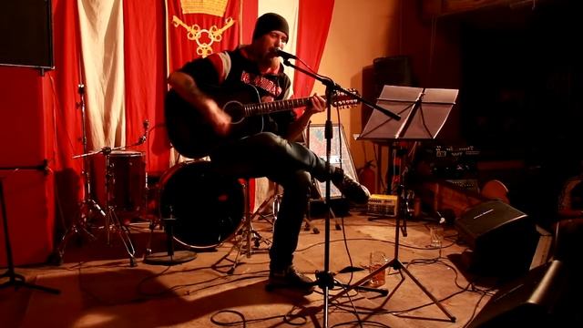 Алексей Лавецкий (KDRR - Killadelphia Rock-n-Rolls) - Аморальная Луна (акустика) смотреть онлайн