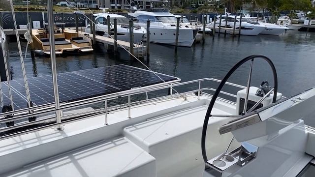2019 Lagoon 620 - $2.2M Off-Grid Lithium/Solar DragonFly | Available in Fort Lauderdale смотреть онлайн