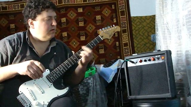 Как звучит дешевый комбик против лампового. Как звучит дешевая электрогитара на ламповом комбике.