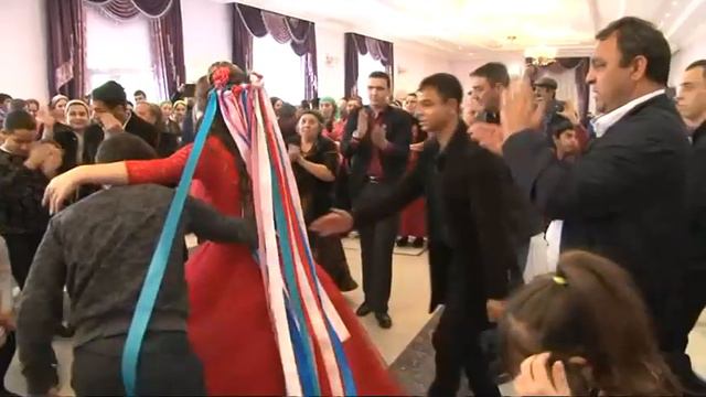 Сватовство Оля и Шандр Часть 1 смотреть онлайн