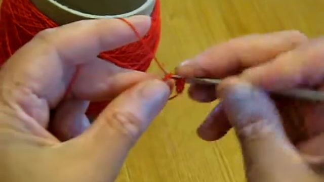 Вяжем кольцо амигуруми крючком видео. Первый ряд шапочек и салфеток крючком смотреть онлайн