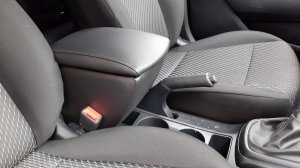 Подлокотник Киа Рио 4 - Kia Rio 4  Kia Rio X-Line -Киа Рио Х Лайн  С ДВОЙНЫМ ДНОМ