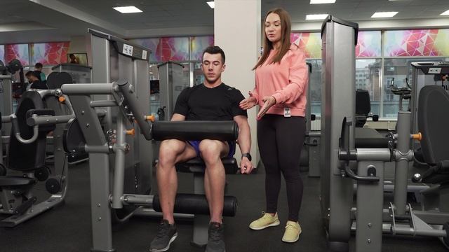 Сгибание ног сидя в тренажере смотреть онлайн