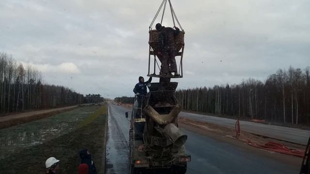 Возвращение бетона в миксер. смотреть онлайн