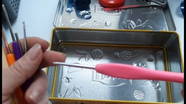 Мои инструменты для вязания.Где хранятся мои крючки и спицы. смотреть онлайн