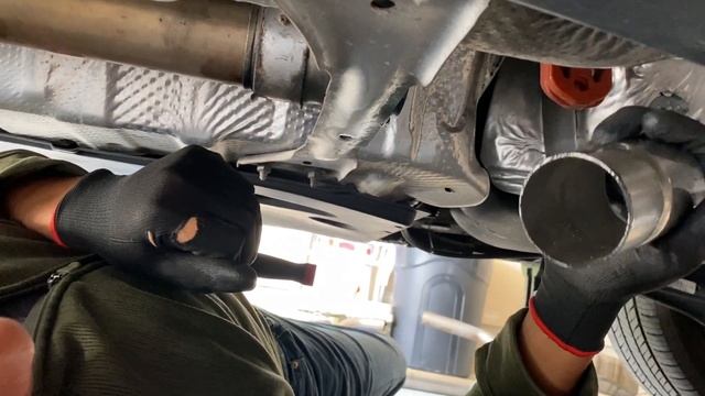 AWE Tuning Touring Edition Exhaust Install 2018 MKVI Jetta 1.8T (Every Step Shown How To) смотреть онлайн