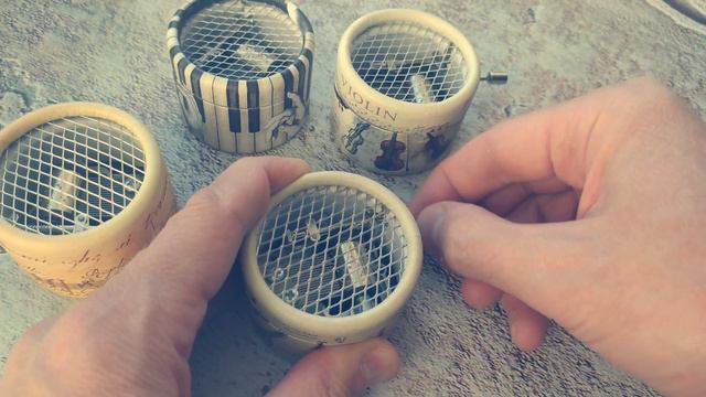 Музыкальная шкатулка-шарманка туба 