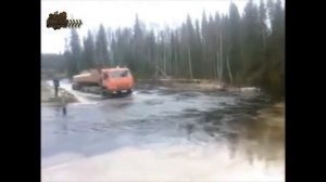 ОПАСНЫЕ ДОРОГИ СЕВЕРА РОССИИ на ГРУЗОВИКАХ КАМАЗ через БРОД и РЕКИ.