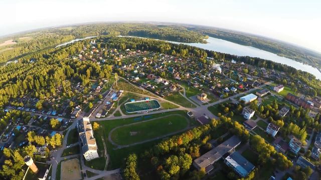 Нововолково. Озернинское водохранилище. кп Белый лебедь. [в 4К] под углом 45 градусов. смотреть онлайн