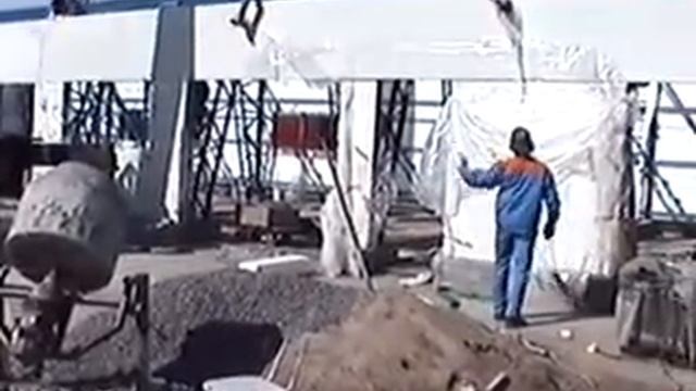 wall4.mpeg смотреть онлайн