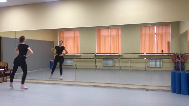 Задание #9 и #13. Группы №2,3,4,5, 0-й класс. Упражнения (на середине - шаги, прыжки, махи). смотреть онлайн