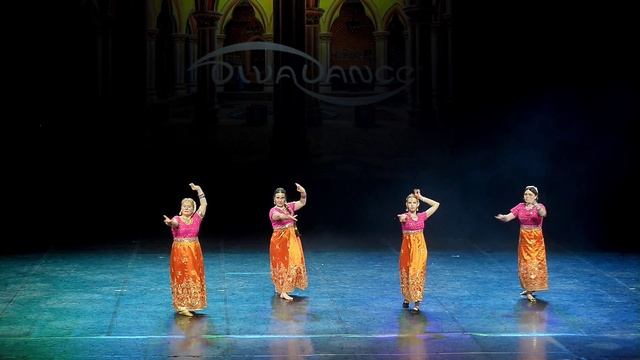 Возвращение в Индию индийский танец школа танцев Divadance смотреть онлайн