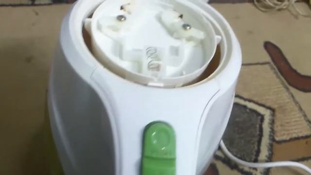 Электрический чайник Открывается не держит верхняя крышка Ремонт чайника смотреть онлайн