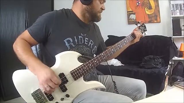 The Pretender | Foo Fighters [Bass Cover] смотреть онлайн