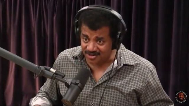 Joe Rogan - Neil deGrasse Tyson on Eric Dubay & Flat Earth смотреть онлайн