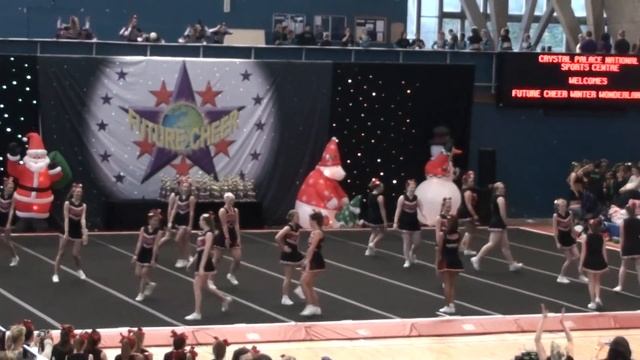 Future Cheer Winter Wonderland 2011 Level 2 All-girl смотреть онлайн