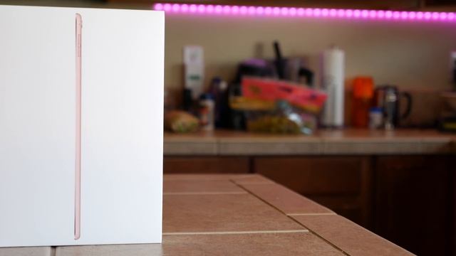 iPad Pro 9.7-inch Review (Rose Gold 256GB LTE): The Best Tablet смотреть онлайн