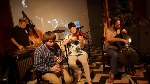 OutOfYourHead: LIZ MEREDITH, ZACK BRANCH, BLAKE CRAMER, JACKIE POLLAUF, MATT RYNES, DEREK WIEGMANN смотреть онлайн
