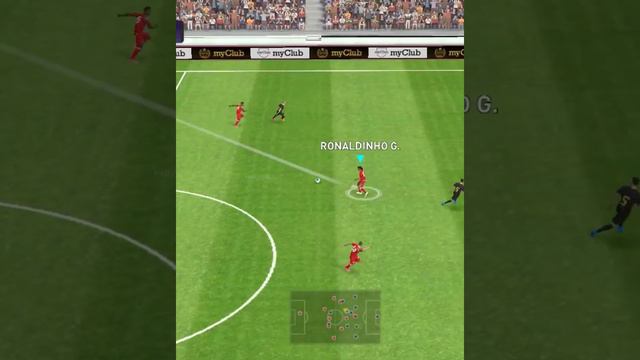 Just 15 touches and Ronaldinho scores beautifully !! смотреть онлайн