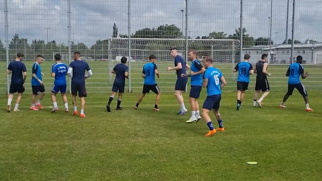 FC Aschheim - Diego Contento kickt in der Bezirksliga смотреть онлайн