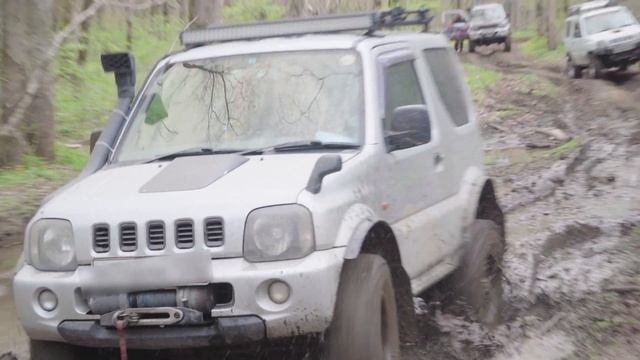 #jimny #offroad Короткий прохват по р. Стеклянуха смотреть онлайн