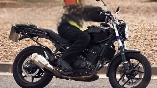 2024 New Royal Enfield Scram 450 All Details Full Review смотреть онлайн
